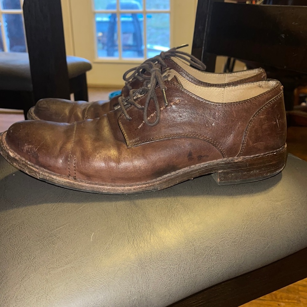 FRYE Leather Dress Shoes